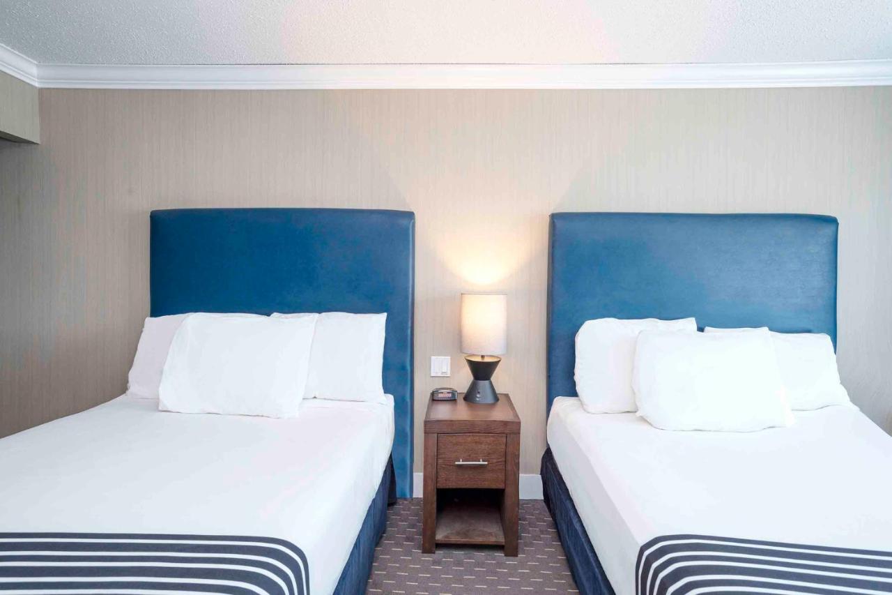 Sandman Inn Blue River Zewnętrze zdjęcie